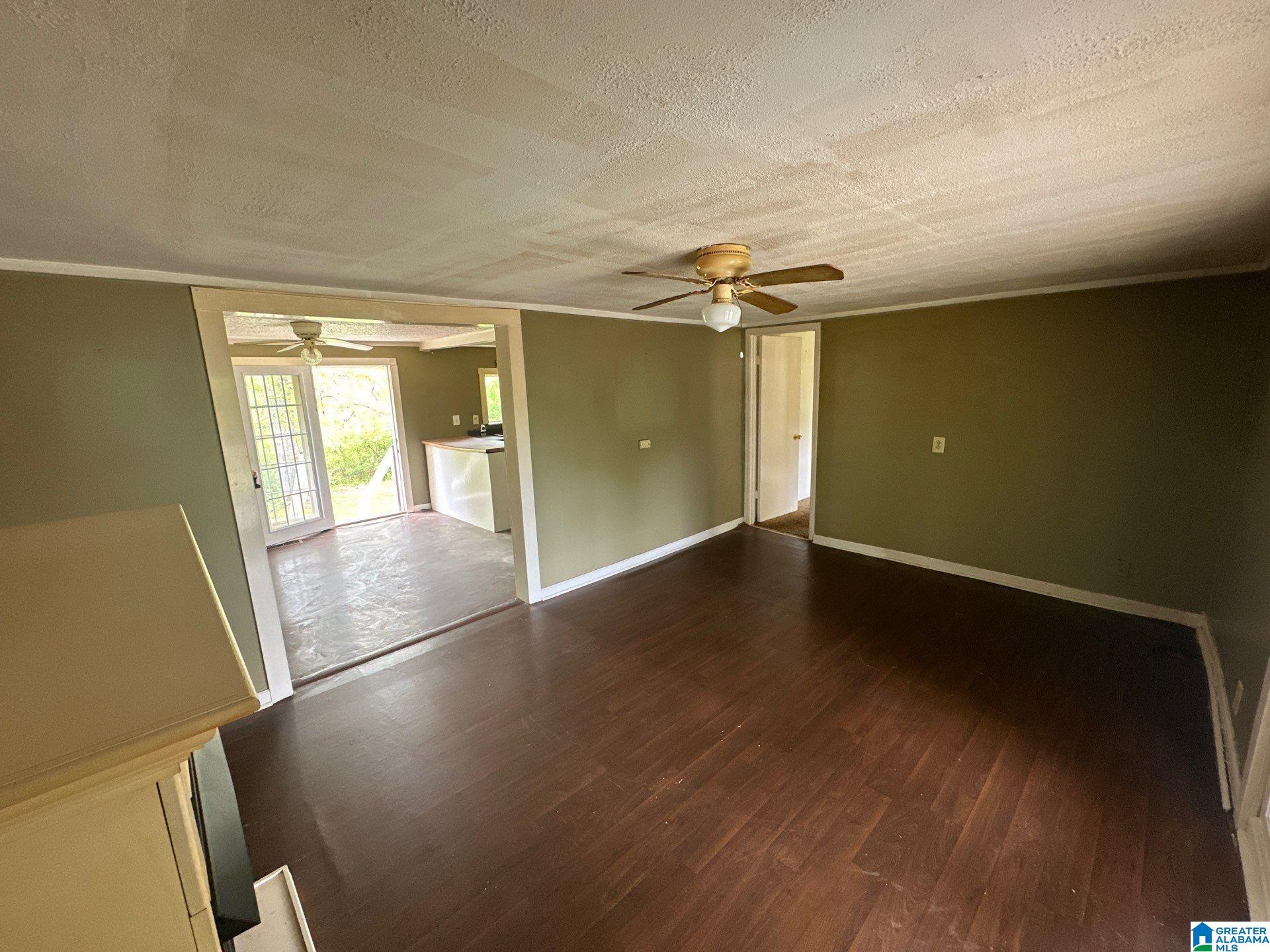 828 Pleasant Way Jasper, AL 35501 - Photo 5 of 14