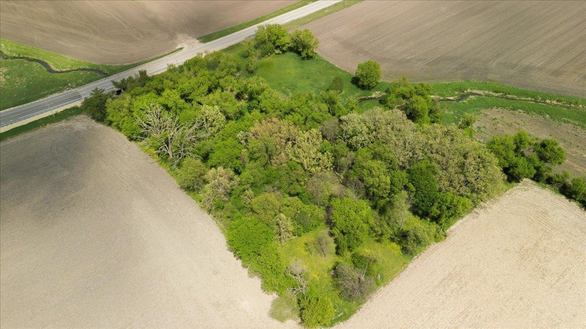 39-xx East State Line Road Poplar Grove, IL 61065 - Photo 5 of 22