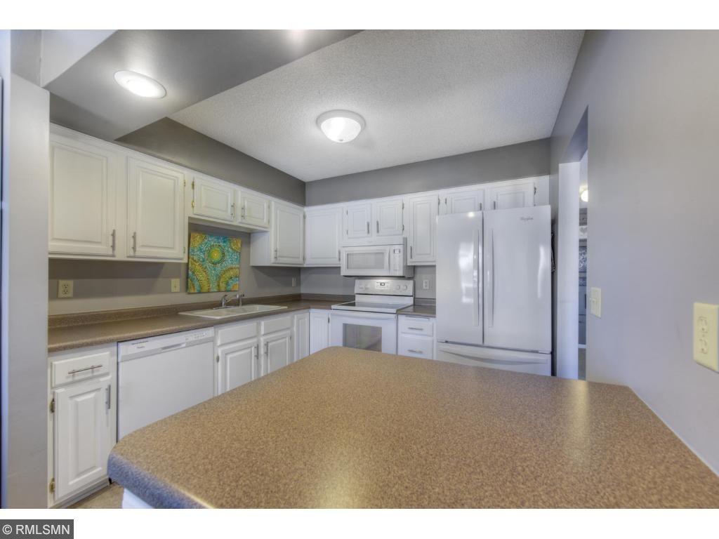 4110 South Meadowlark Road Eagan, MN 55122 - Photo 17 of 22