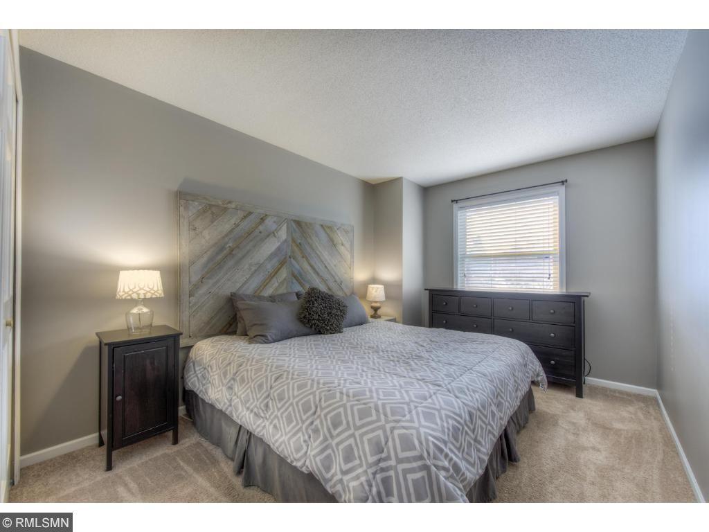 4110 South Meadowlark Road Eagan, MN 55122 - Photo 6 of 22