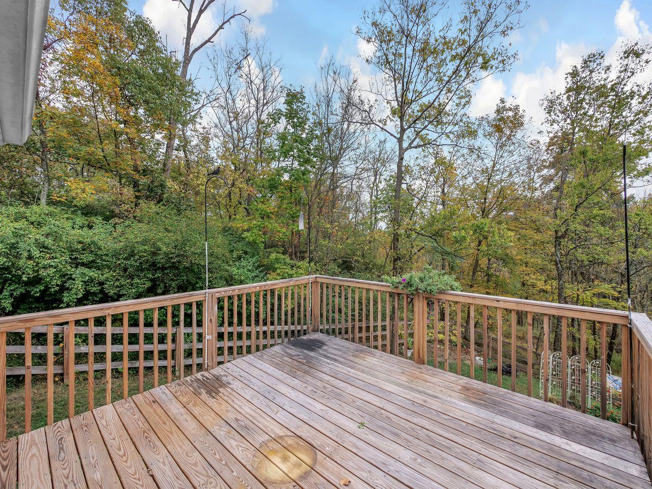 747 Hickory Road Lawrenceburg, IN 47025 - Photo 18 of 35