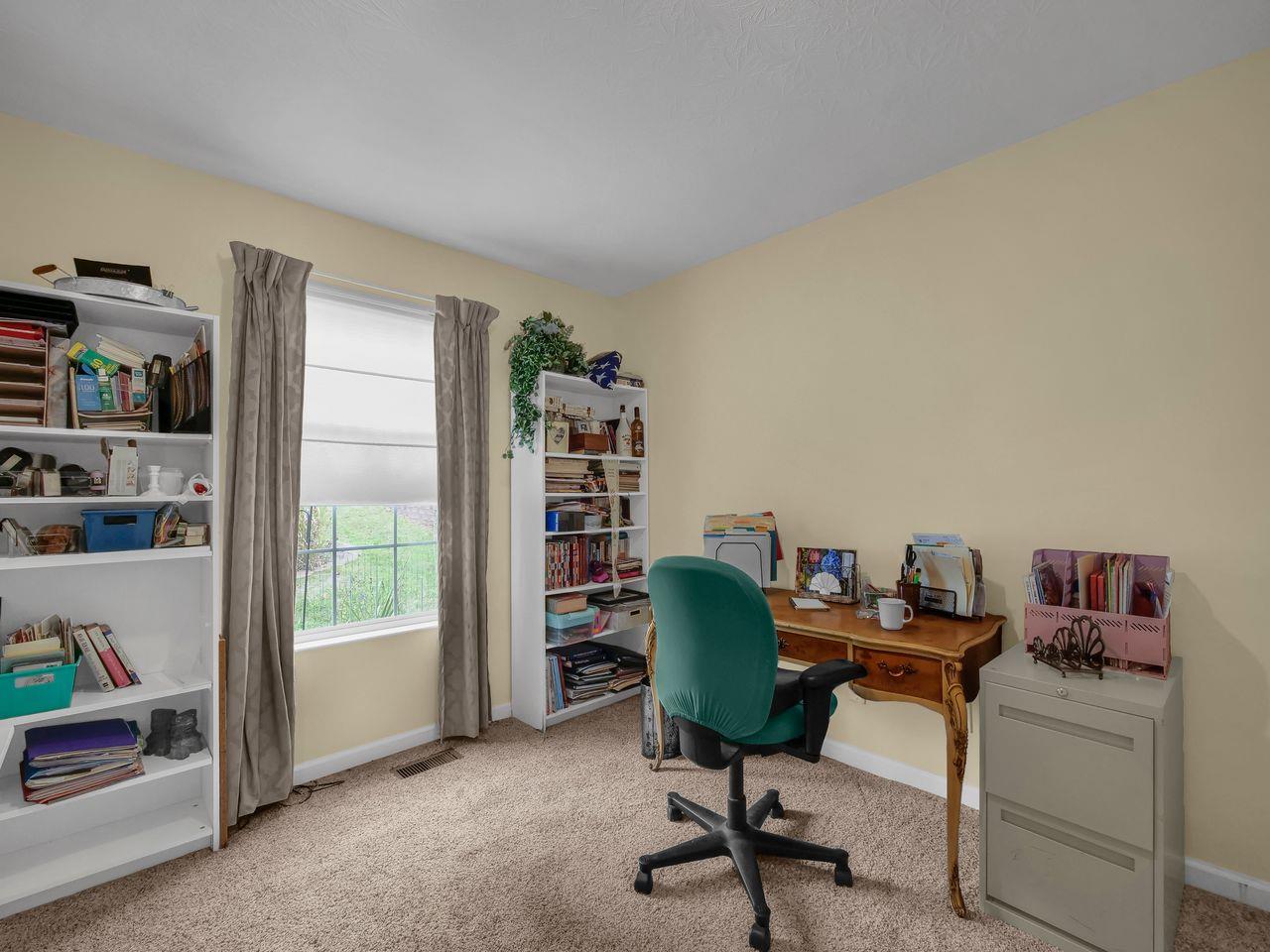 747 Hickory Road Lawrenceburg, IN 47025 - Photo 28 of 35