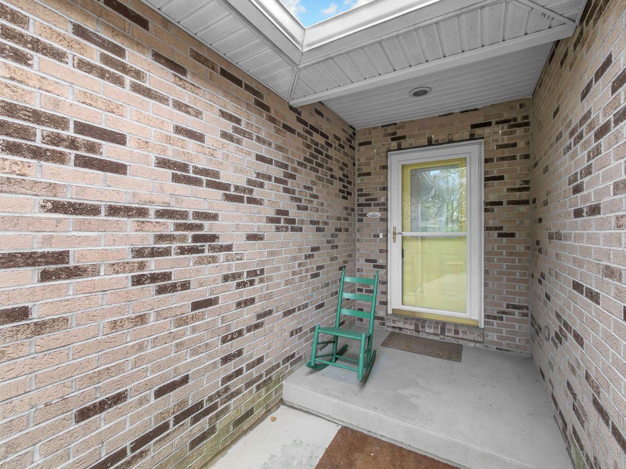 747 Hickory Road Lawrenceburg, IN 47025 - Photo 4 of 35