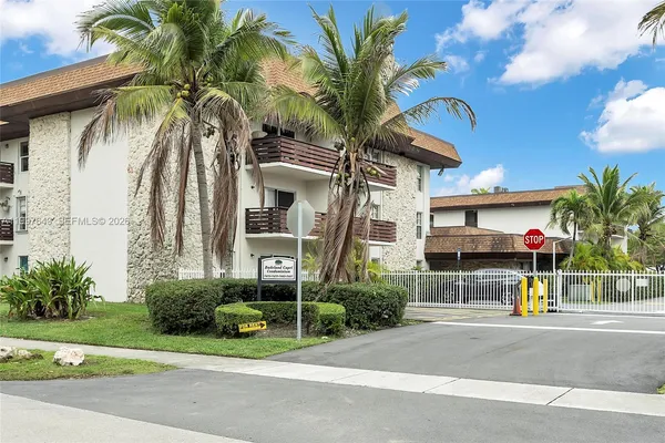 $275,000 | 7473 Southwest 82nd Street, Unit A314, Miami, FL 33143