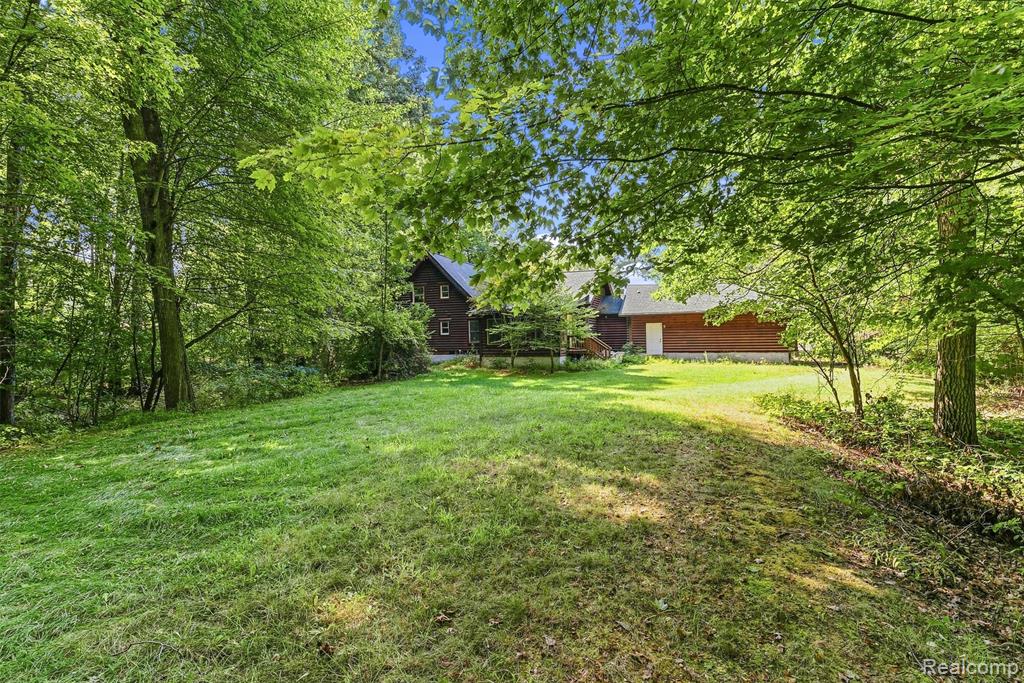 8340 Nichols Road Flushing, MI 48433 - Photo 57 of 62 Gallery Image 57