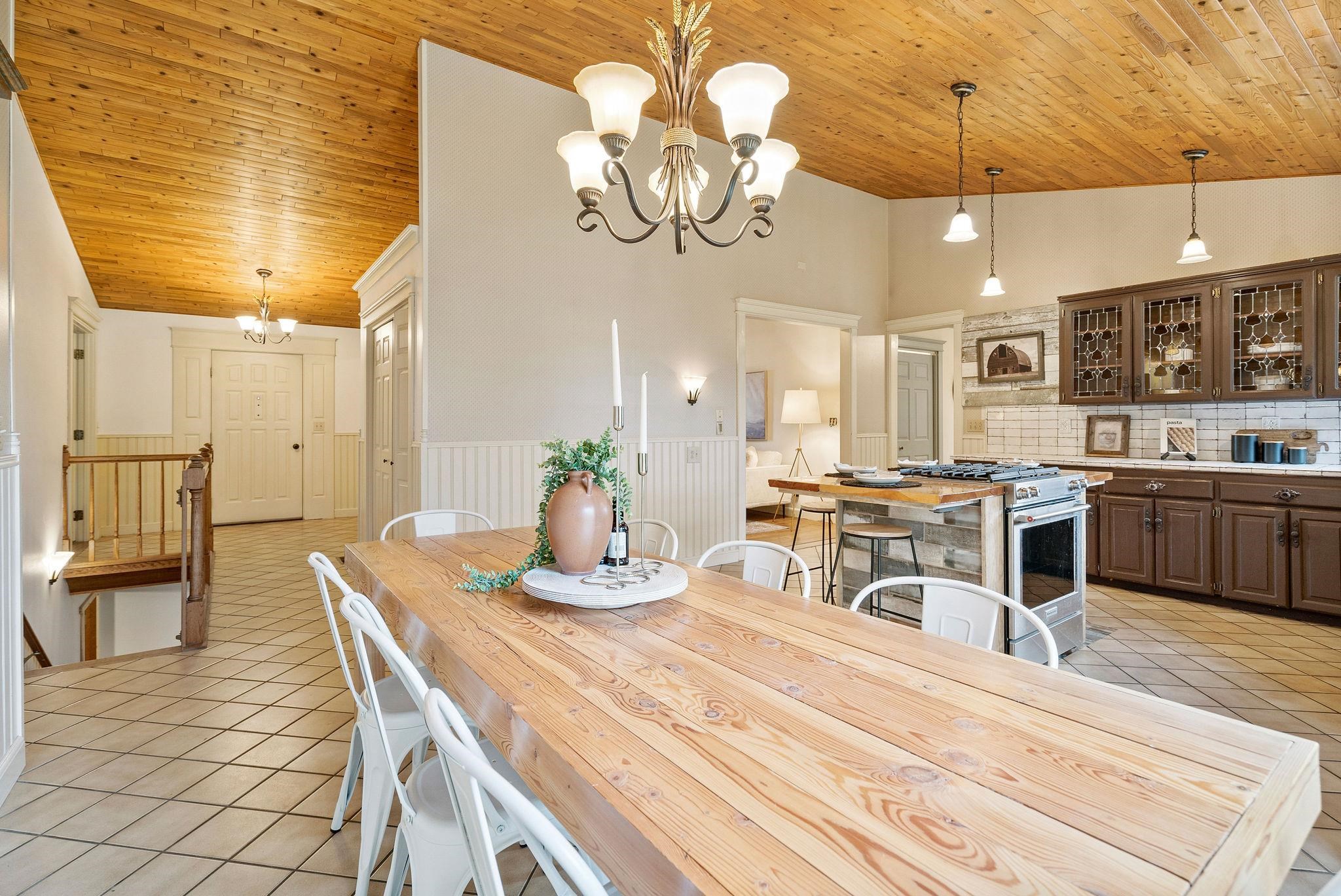 6401 East Greenbluff Road Colbert, WA 99005 - Photo 11 of 50