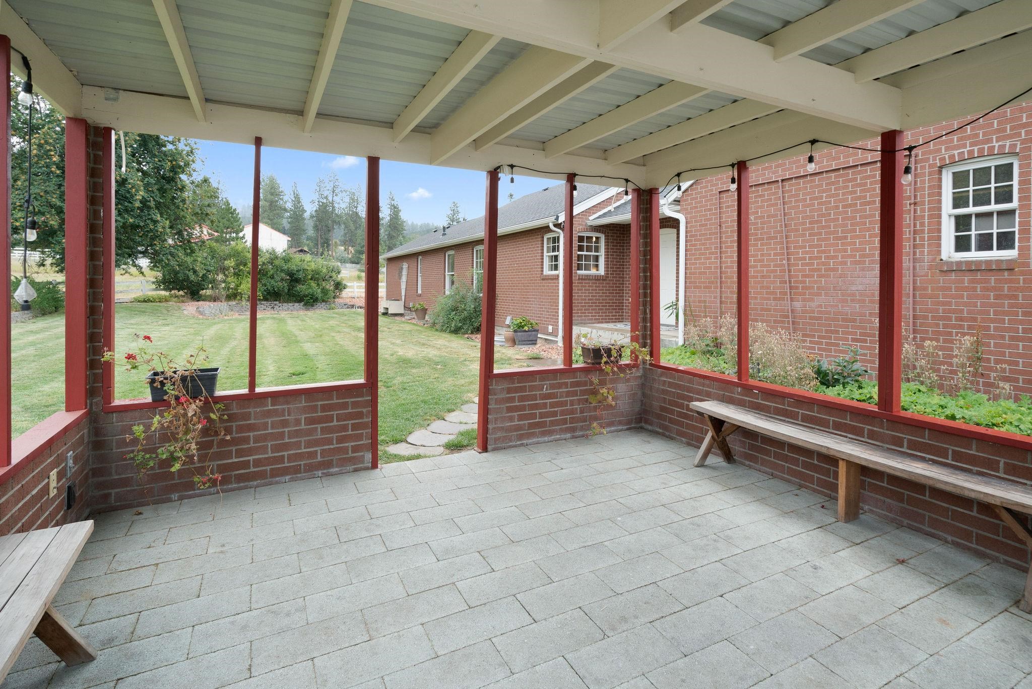 6401 East Greenbluff Road Colbert, WA 99005 - Photo 39 of 50