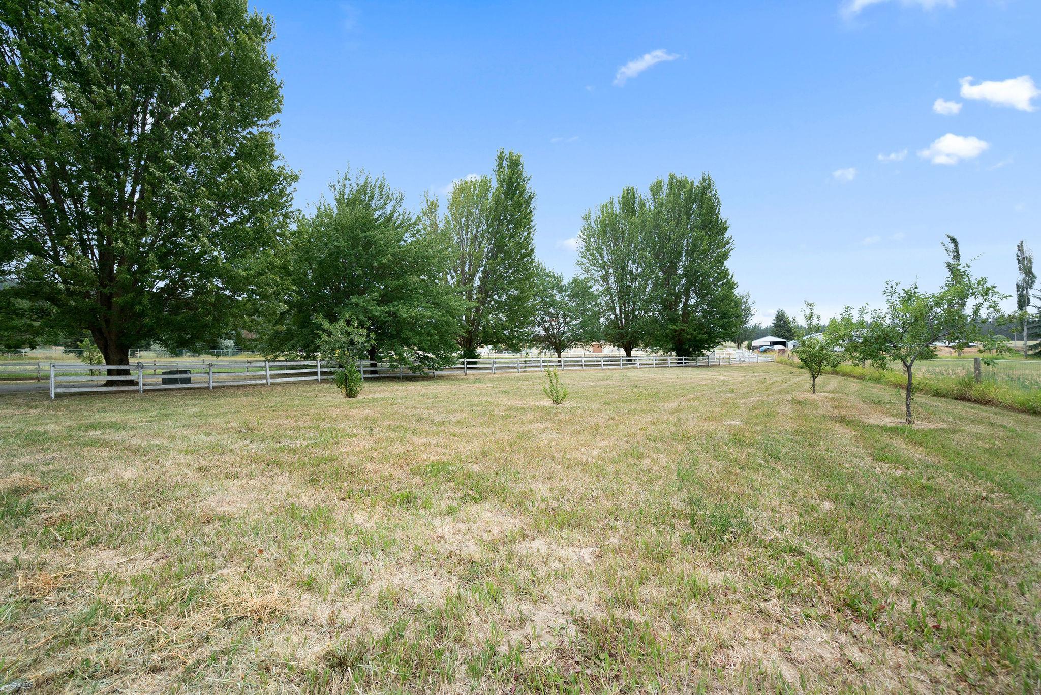 6401 East Greenbluff Road Colbert, WA 99005 - Photo 47 of 50
