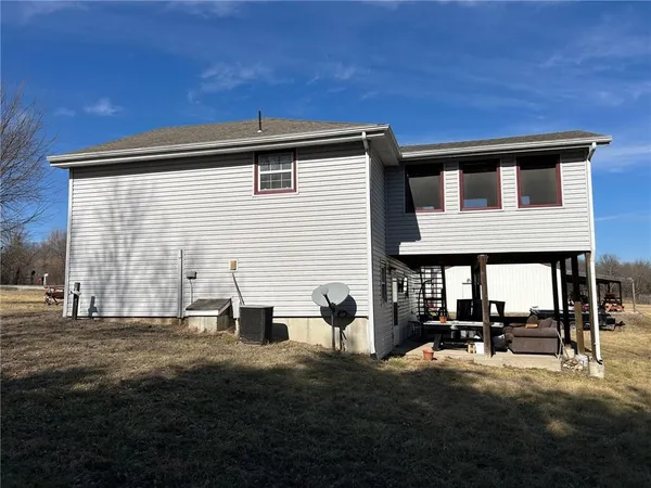 $380,000 | 12911 South Al Gossett Road, Lone Jack, MO 64070