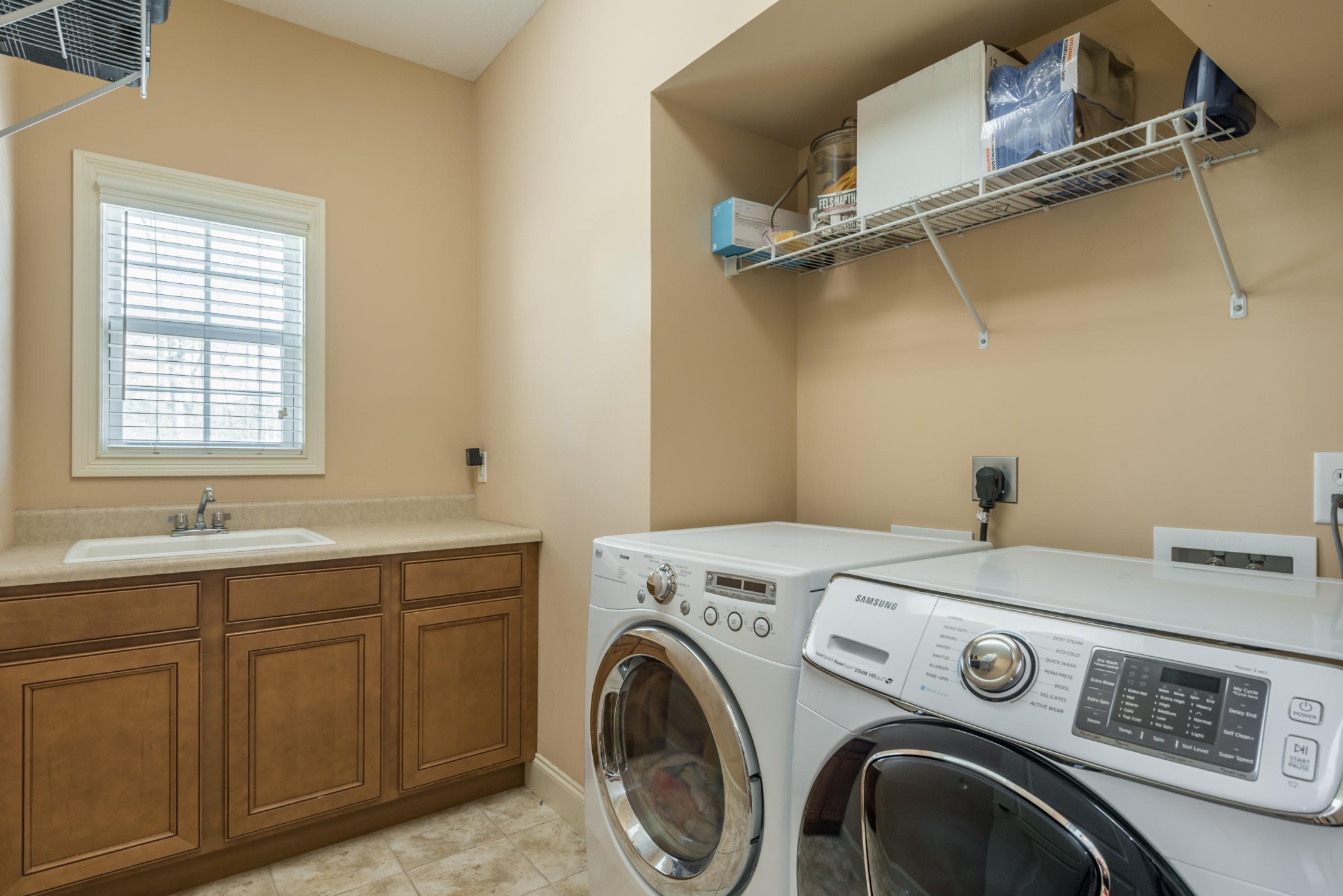 900 Crown Ridge Ln, Powell, TN 37849 - Photo 21 of 40 Gallery Image 21
