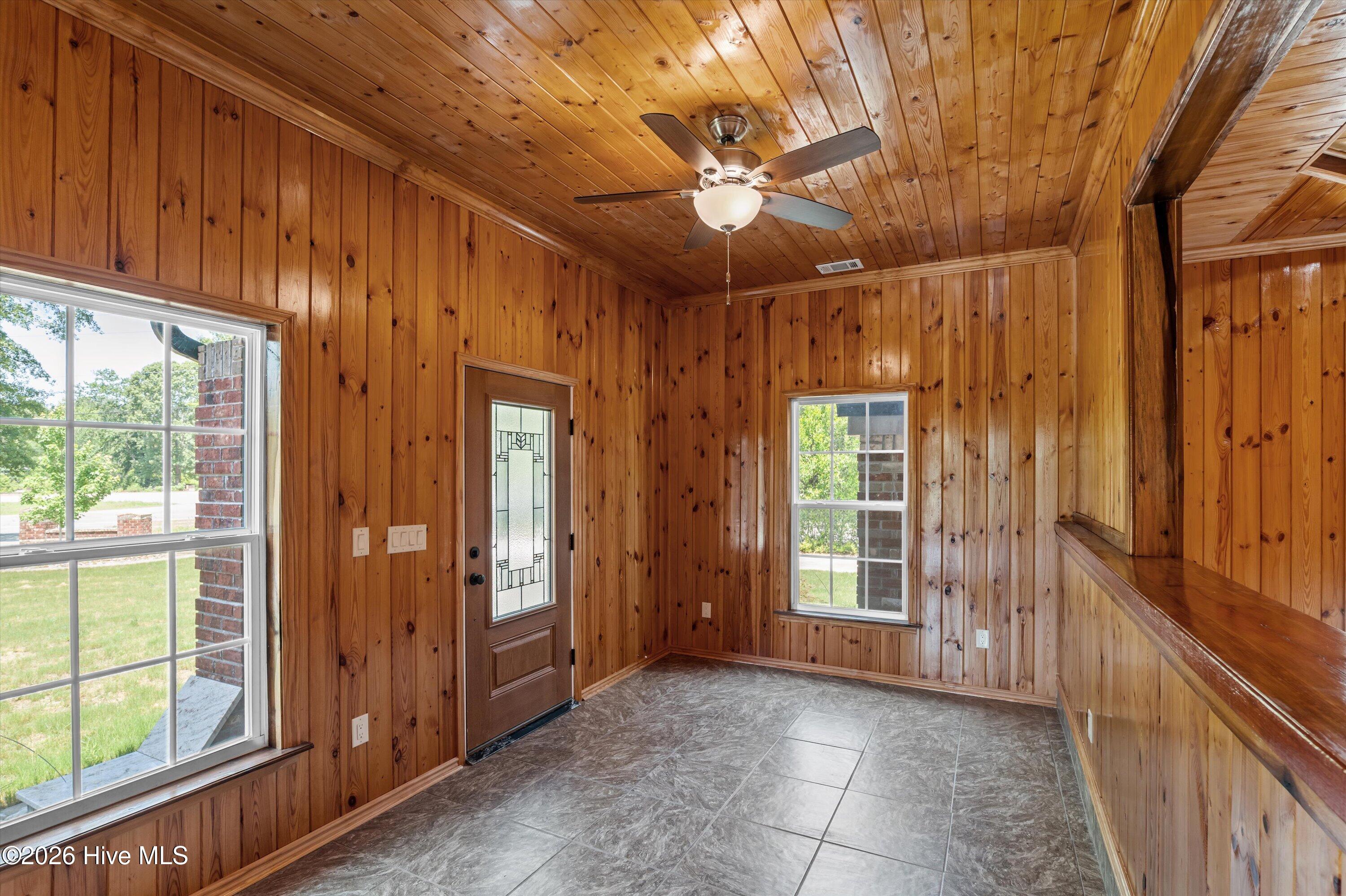 1421 Edgefield Road North Augusta, SC 29860 - Photo 20 of 57 Gallery Image 20