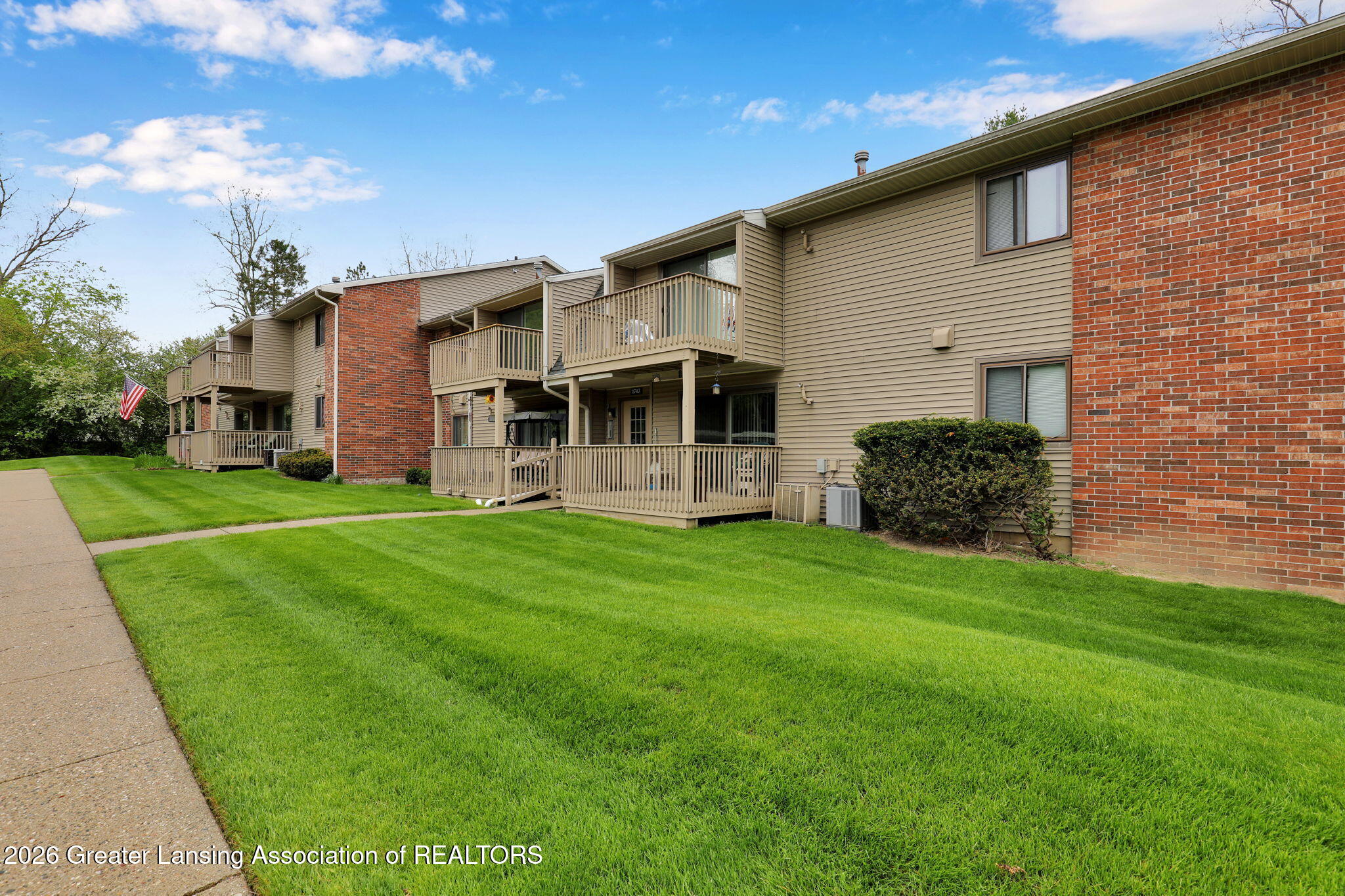 1747 Maple Ridge Road, Unit 17 Haslett, MI 48840 - Photo 26 of 30 front
