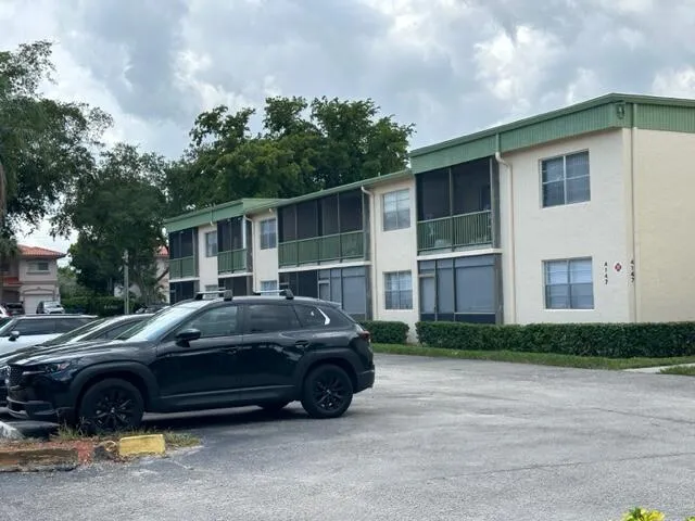 $1,900 | 4147 Northwest 90th Avenue, Unit 207, Coral Springs, FL 33065