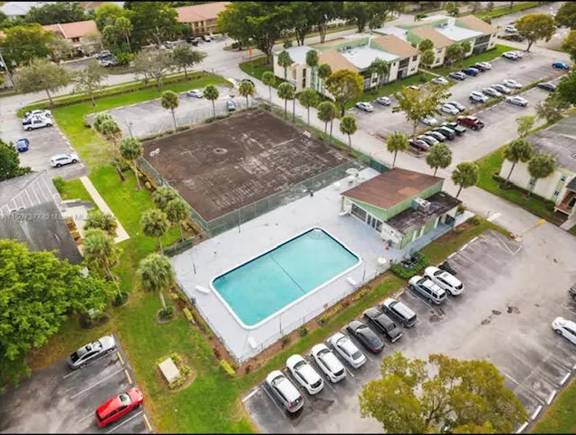 $1,900 | 4147 Northwest 90th Avenue, Unit 207, Coral Springs, FL 33065