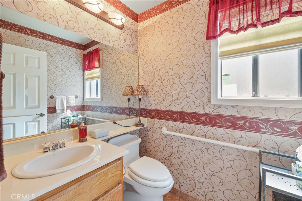 3684 Hillsdale Ranch Road Chino Hills, CA 91709 - Photo 16 of 31 Downstairs 1/2 bath