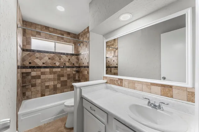 $294,500 | 16203 Rill Lane, Houston, TX 77062