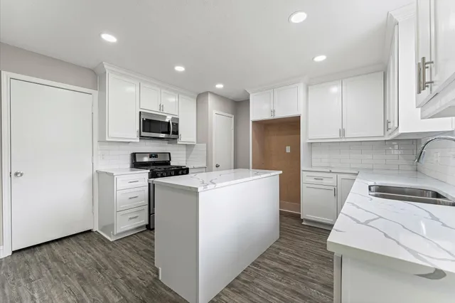 $294,500 | 16203 Rill Lane, Houston, TX 77062