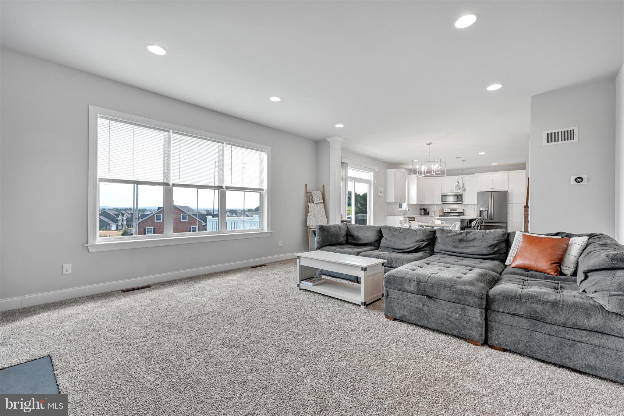 19 Springview Drive Lititz, PA 17543 - Photo 11 of 37