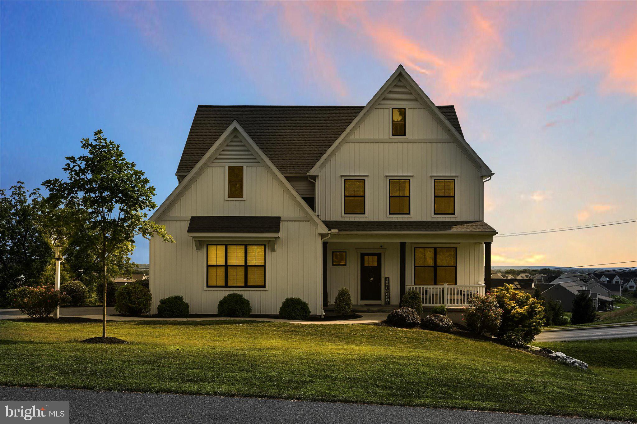 19 Springview Drive Lititz, PA 17543 - Photo 2 of 37