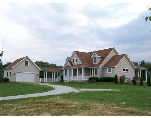 19303 Riley Road Bremen, IN 46506 - Photo 1 of 23