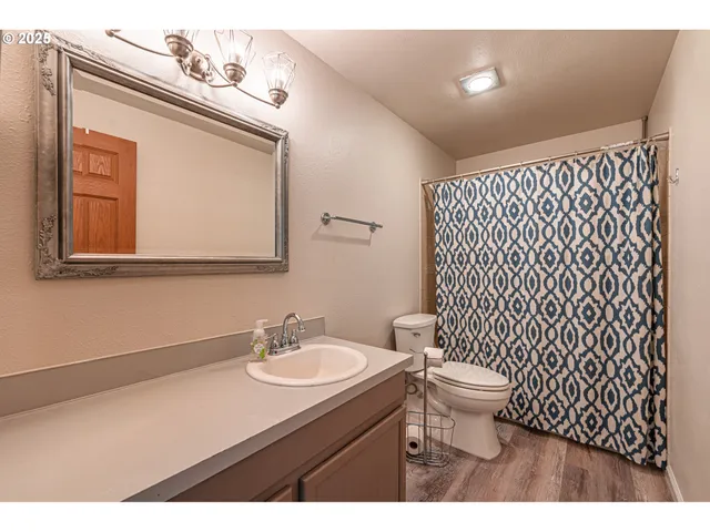 $292,500 | 2111 Hawkins Lane, Eugene, OR 97405