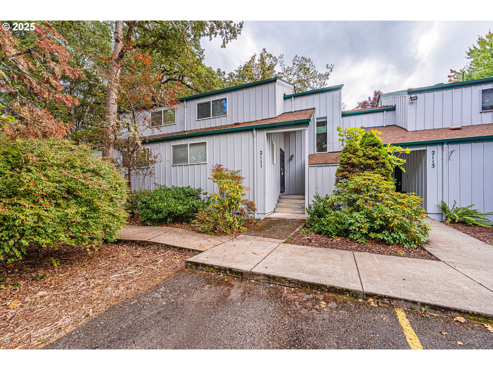 2111 Hawkins Lane Eugene, OR 97405 - Photo 24 of 28