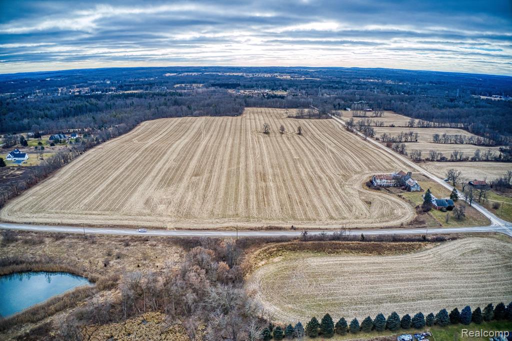 Lot R Lot R Newark Lapeer, MI 48446 - Photo 5 of 5