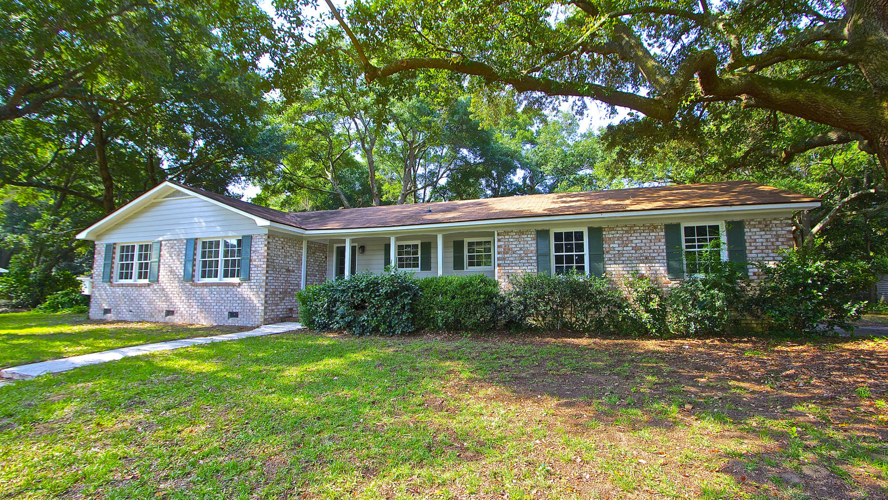 1323 Julian Clark Road Charleston, SC 29412 - Photo 5 of 22 IMG_6927