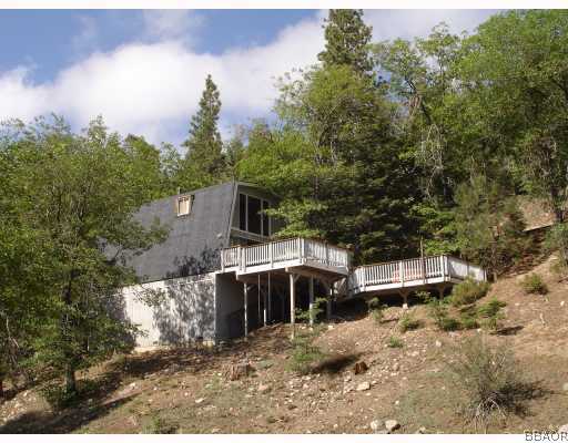 1270 Ridge Road Fawnskin, CA 92333 - Photo 2 of 8 Exterior Front.