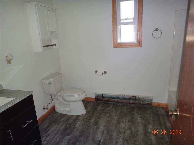 682 Mt Jackson Road New Castle, PA 16102 - Photo 10 of 25