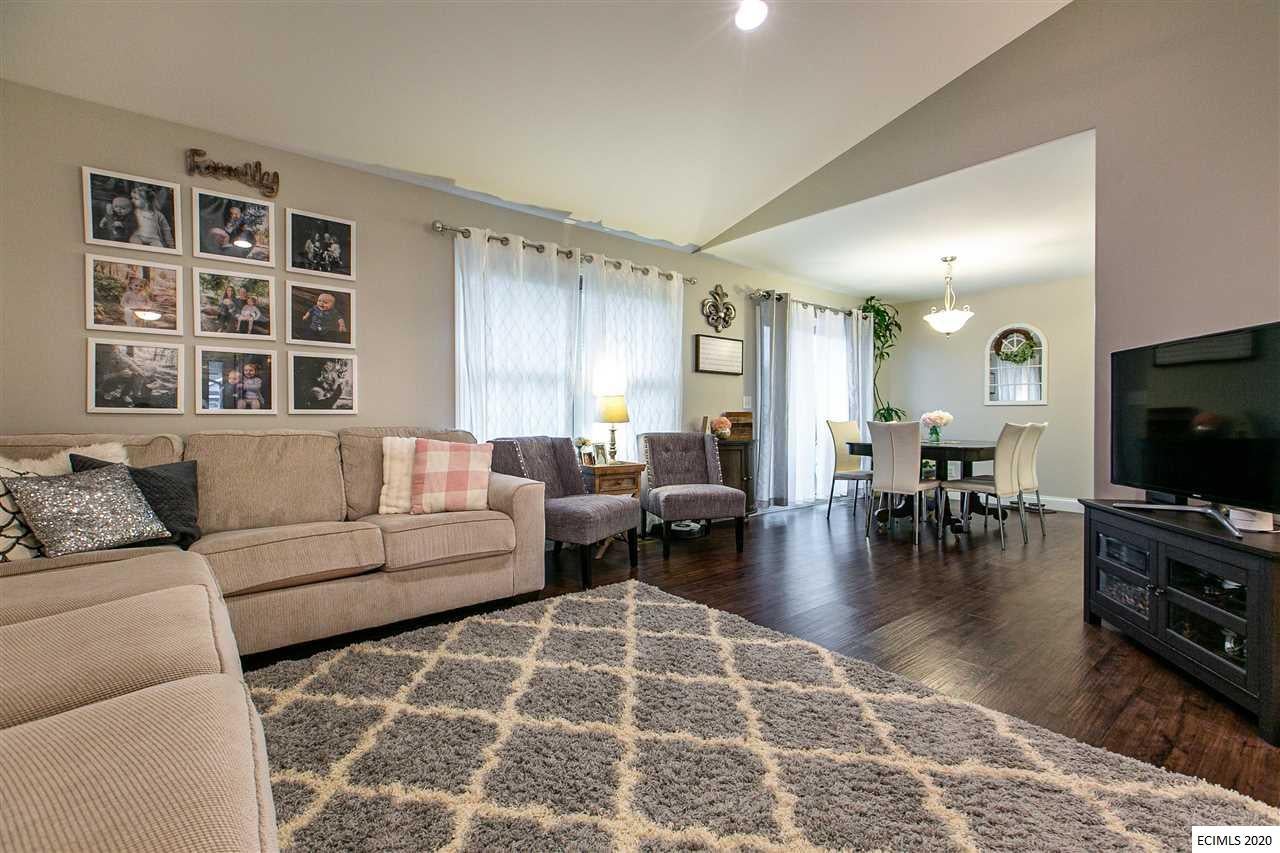 5149 Park Place Dubuque, IA 52002 - Photo 4 of 45 Gallery Image 4
