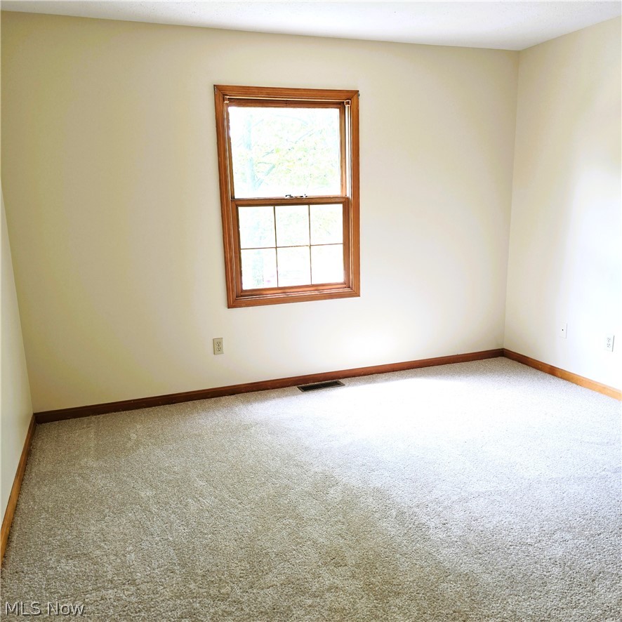 13968 Sprague Road Cleveland, OH 44130 - Photo 15 of 22