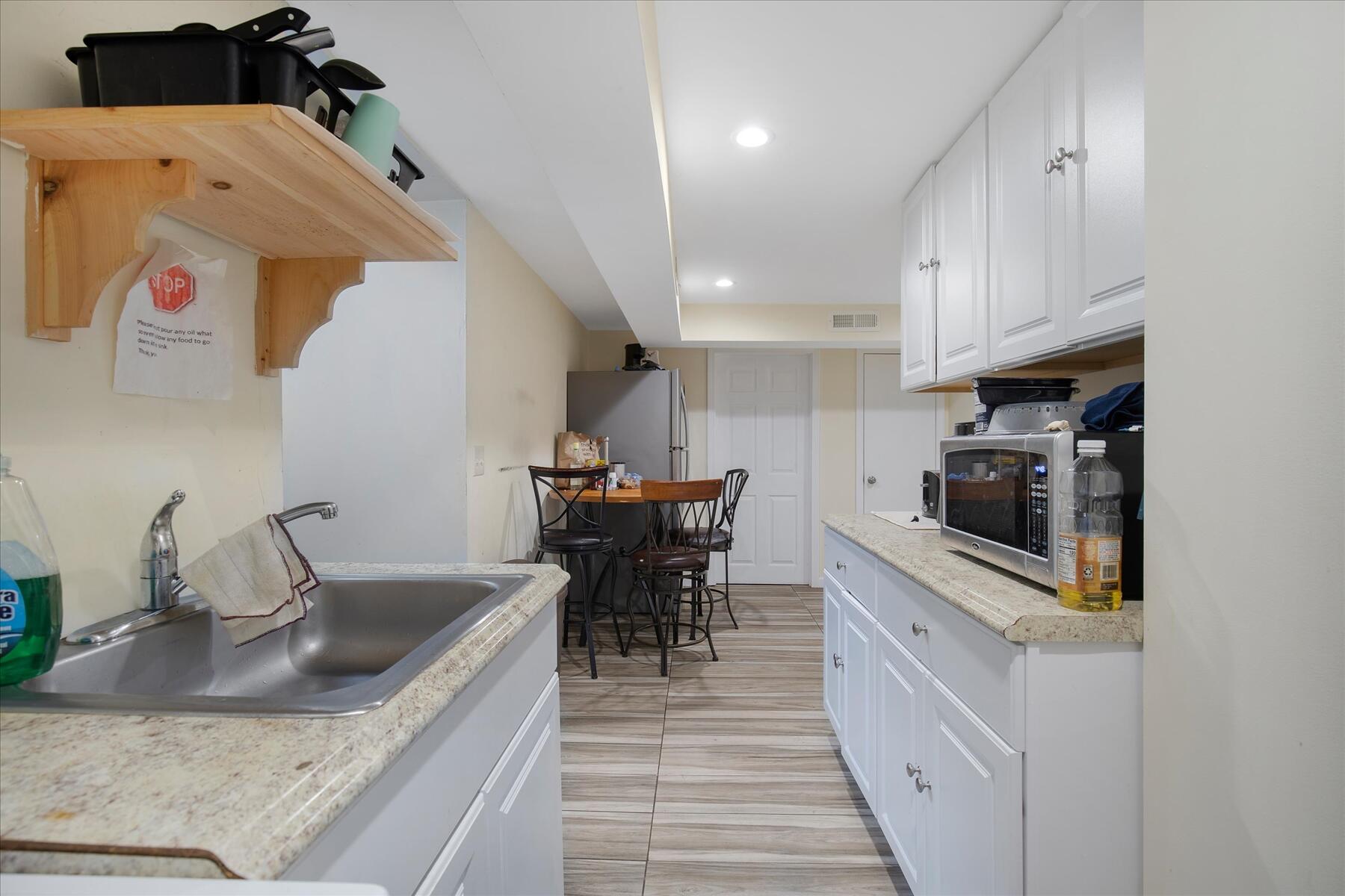 160 Lincoln Road Hyannis, MA 02601 - Photo 18 of 30 27-MG_4093-r