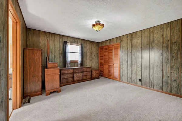 $750,000 | 8093 Highway 350, Aurora, IN 47001