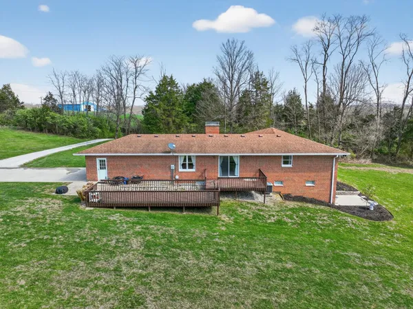 $750,000 | 8093 Highway 350, Aurora, IN 47001