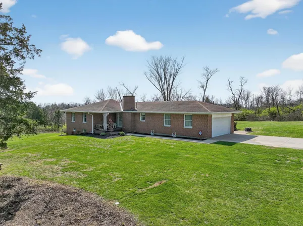 $750,000 | 8093 Highway 350, Aurora, IN 47001