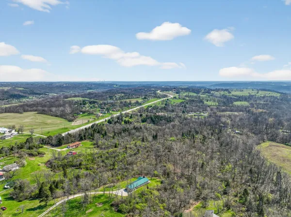 $750,000 | 8093 Highway 350, Aurora, IN 47001