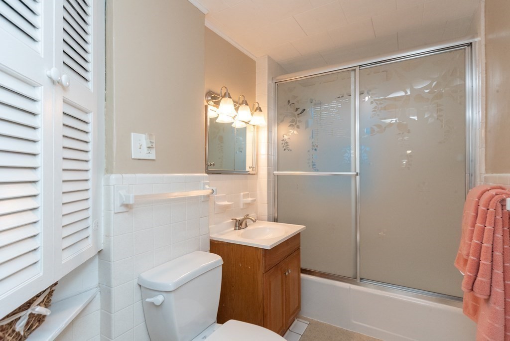 12 Arden Road Worcester, MA 01606 - Photo 17 of 26 Gallery Image 17