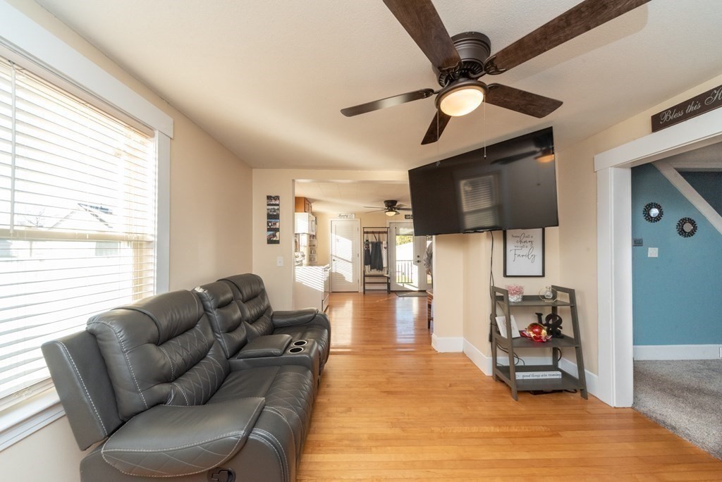 12 Arden Road Worcester, MA 01606 - Photo 9 of 26 Gallery Image 9