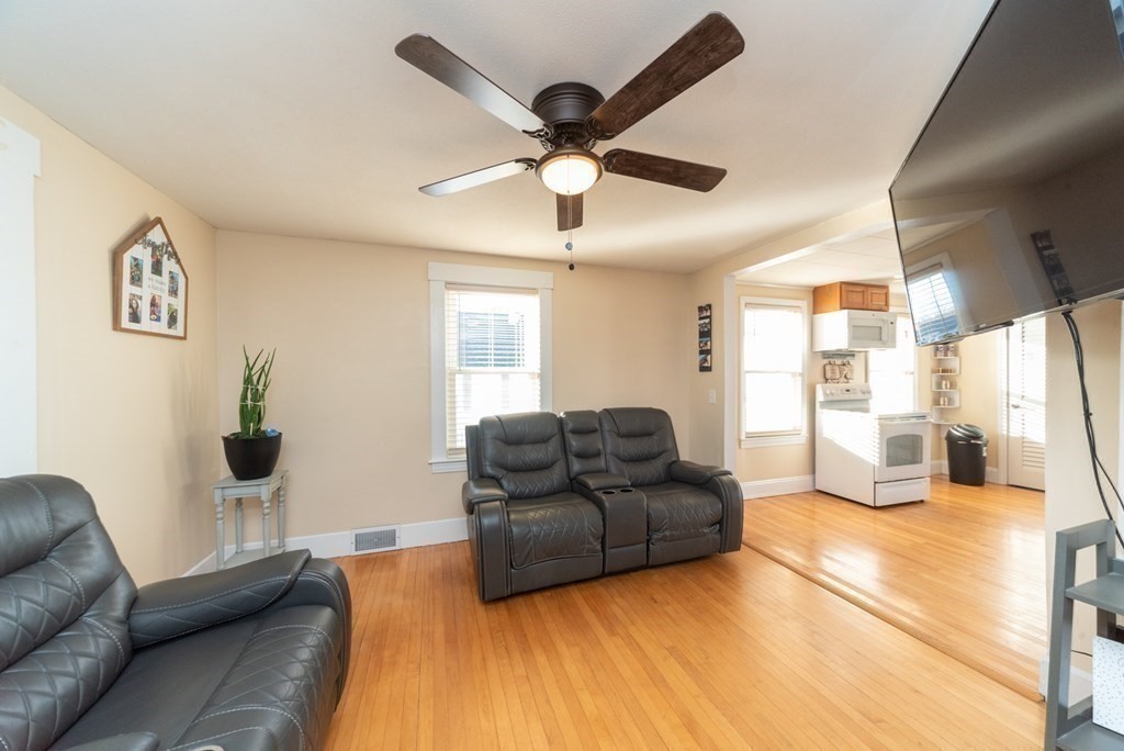 12 Arden Road Worcester, MA 01606 - Photo 10 of 26 Gallery Image 10