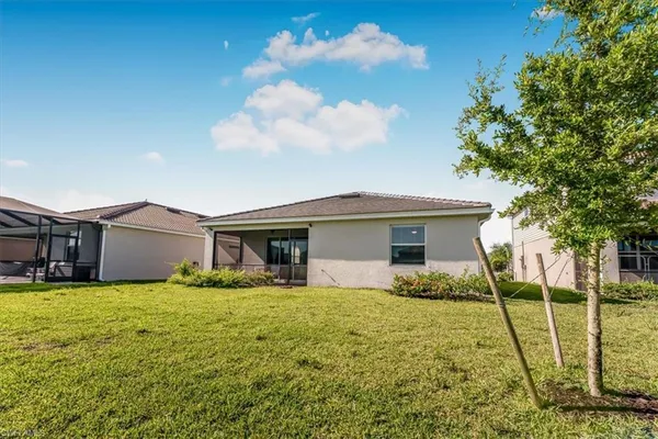 $3,200 | 2581 Kona Way, Naples, FL 34120
