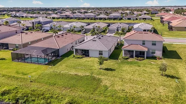 $3,200 | 2581 Kona Way, Naples, FL 34120