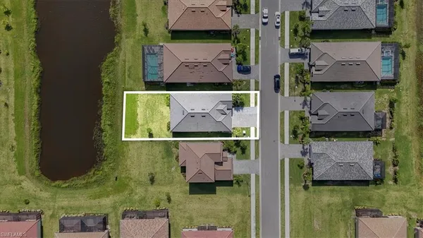 $3,200 | 2581 Kona Way, Naples, FL 34120