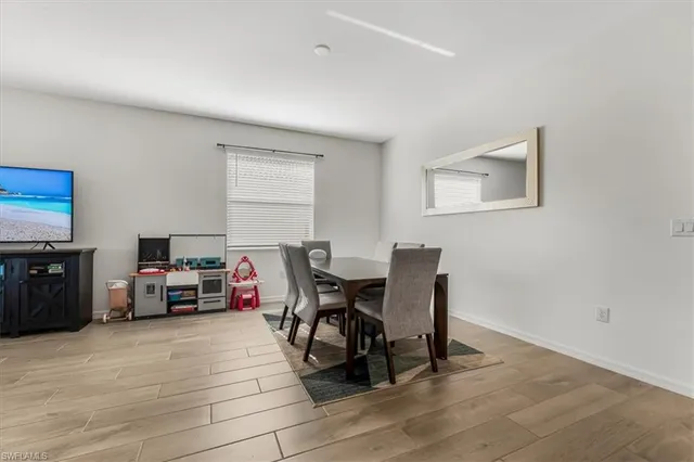 $3,250 | 2581 Kona Way, Naples, FL 34120