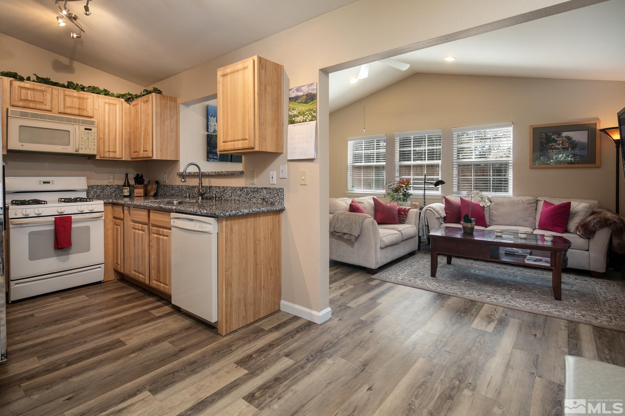 8435 Sopwith Boulevard Reno, NV 89506 - Photo 12 of 28 Photo 12