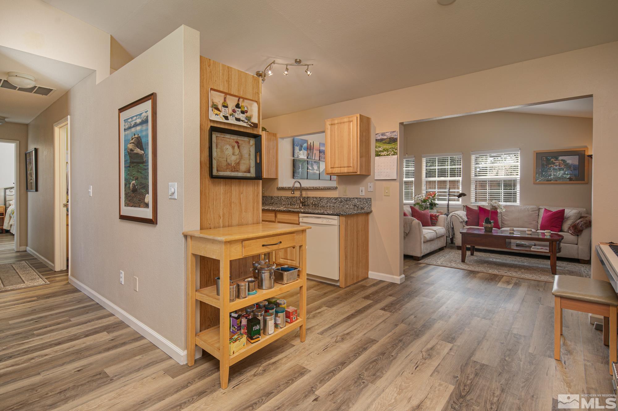8435 Sopwith Boulevard Reno, NV 89506 - Photo 10 of 28 Photo 10