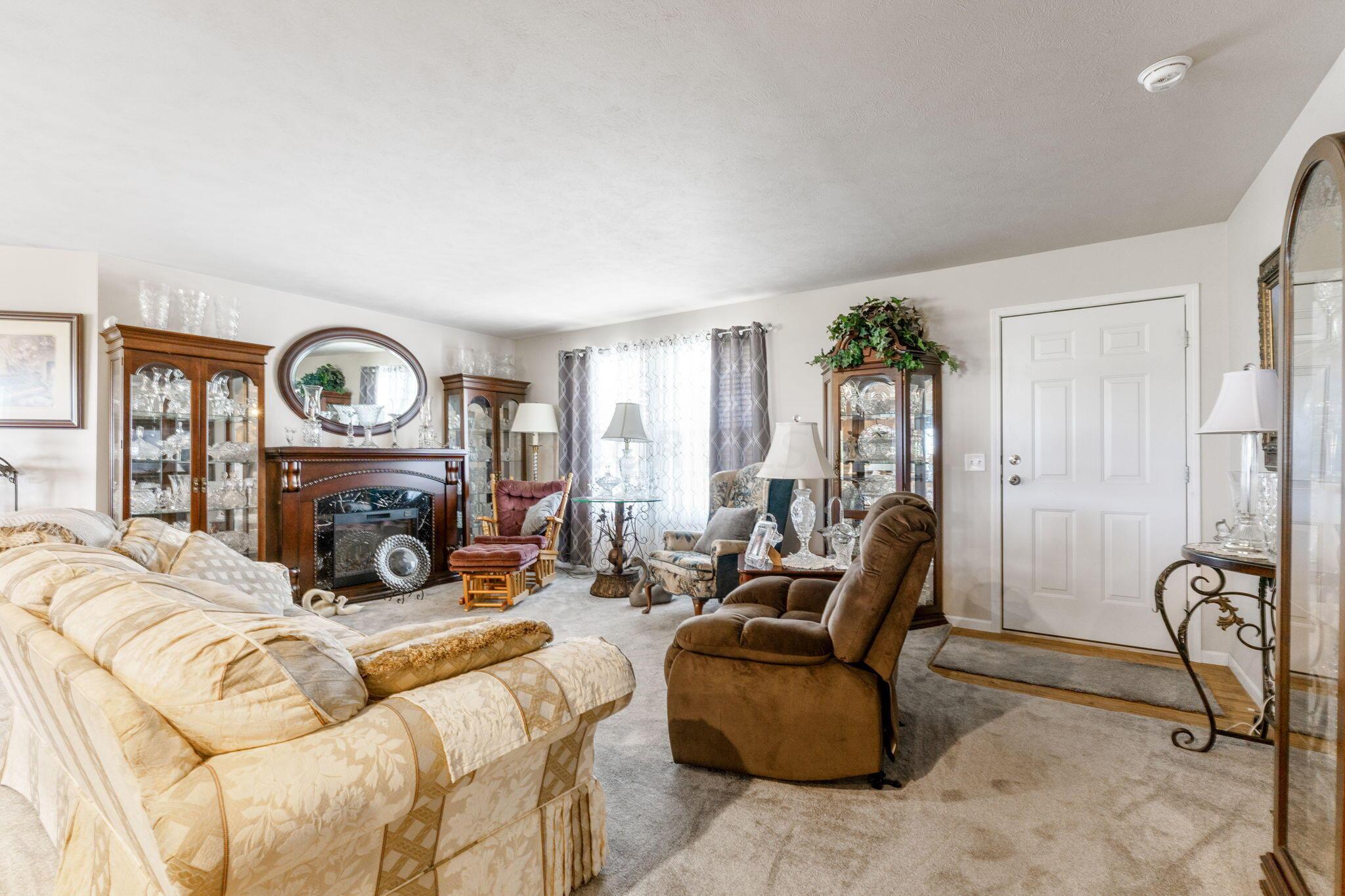 24251 Lunda Road Raymond, OH 43067 - Photo 38 of 76 24251 Lunda Rd (Interior)-1