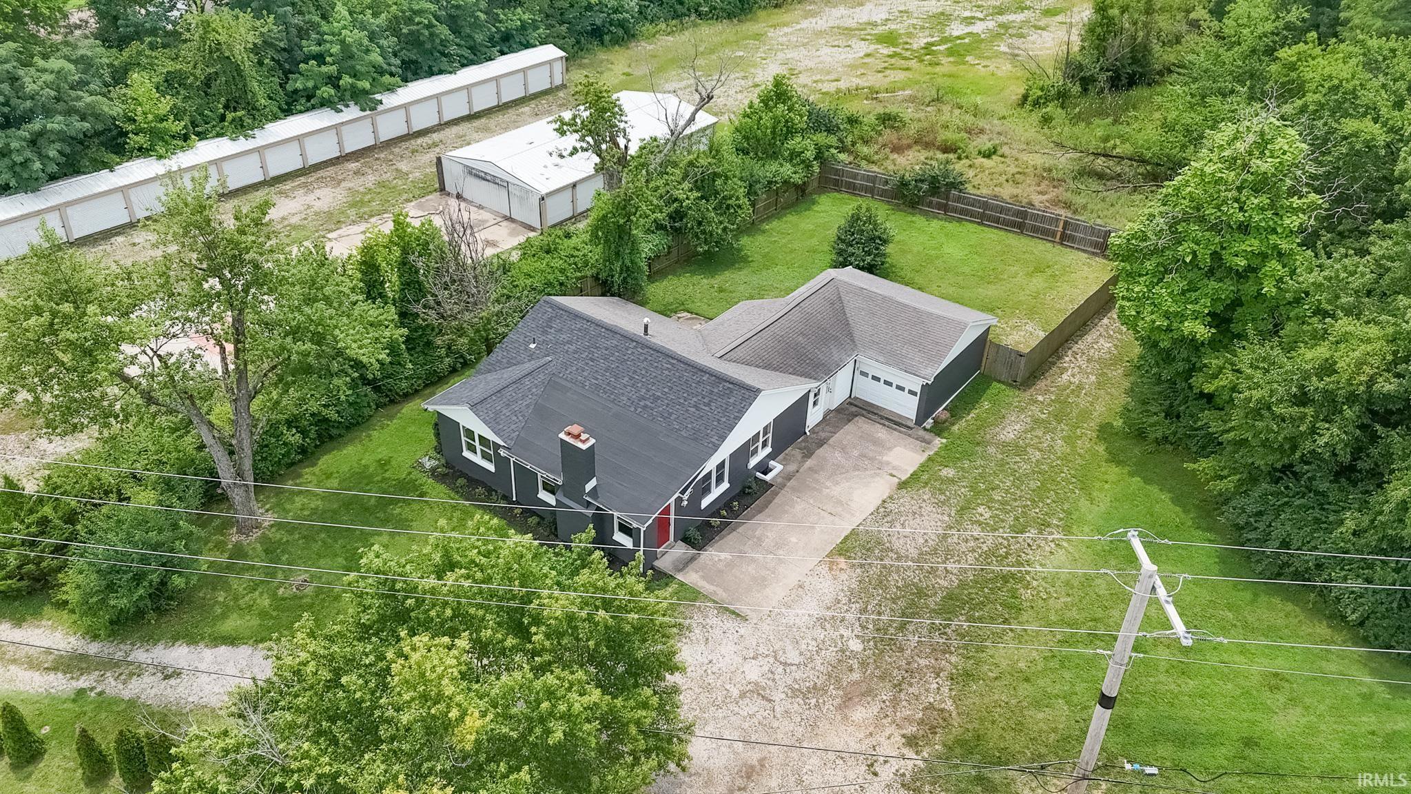 3524 Kratzville Road Evansville, IN 47710 - Photo 2 of 37
