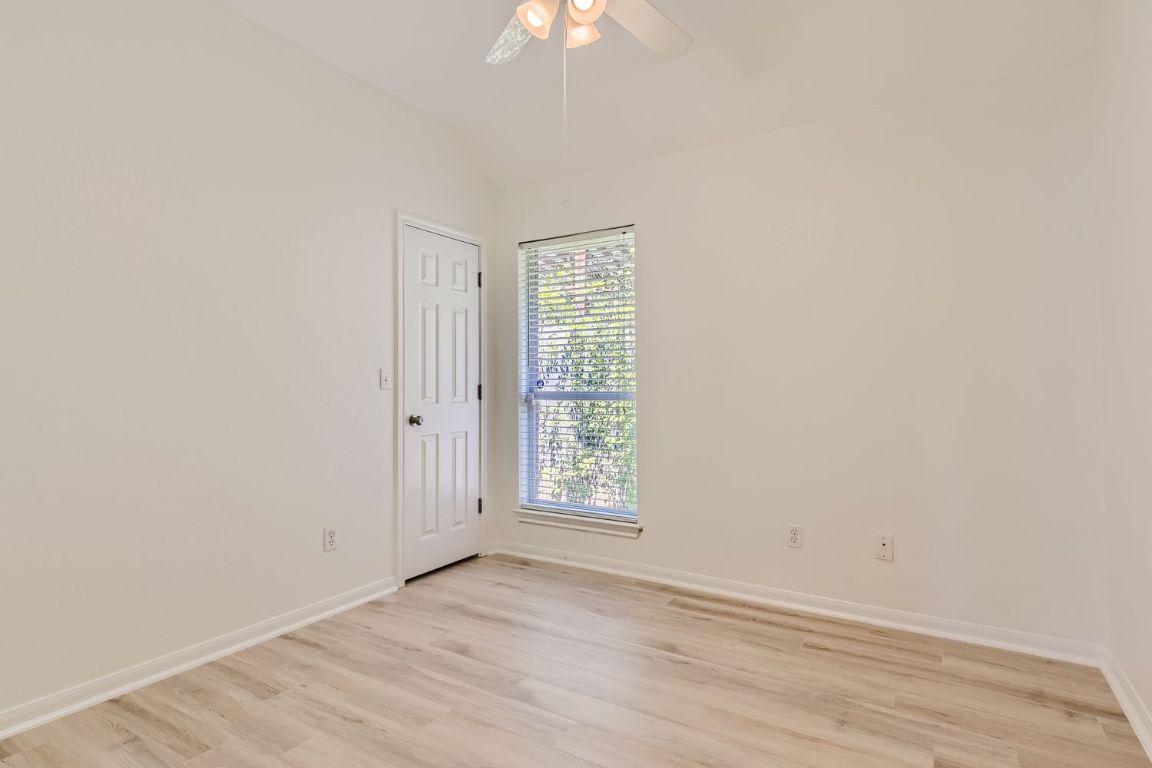 6740 Poncha Pass Austin, TX 78749 - Photo 15 of 21