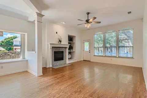 $2,800 | 6740 Poncha Pass, Austin, TX 78749